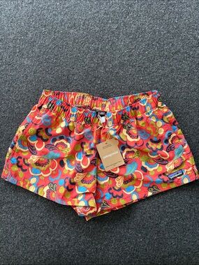 Patagonia Women's barely Baggies- 2.5 in inseam; XS